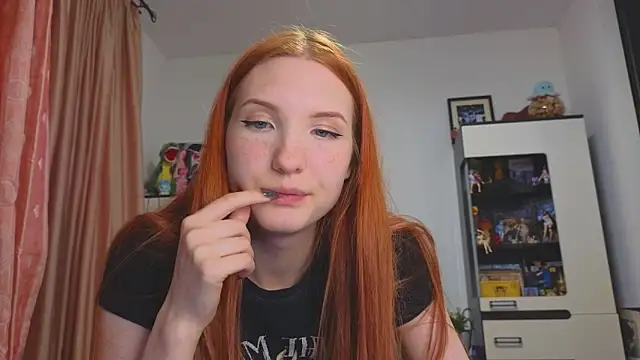Snapshot of Olivia_Ridd chatting on June 10, 11:24 pm Olivia Ridd online show from June 10, 11:24 pm