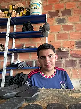 Snapshot of Chepe0302 chatting on May 23, 2:54 pm Chepe0302 online show from May 23, 2:54 pm