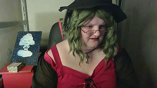 Freya Fellie online show from May 21, 4:47 pm