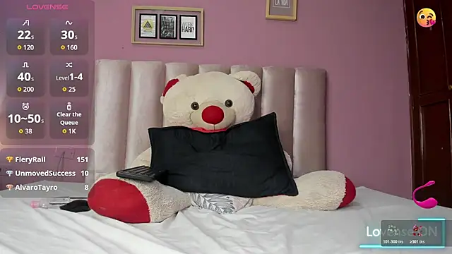 ORIANNA 21 online show from June 11, 12:32 am