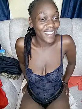 Snapshot of Paulahaze chatting on June 3, 3:39 pm Paulahaze online show from June 3, 3:39 pm