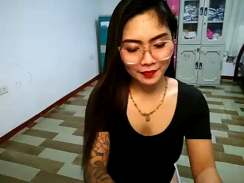Snapshot of Sexynica chatting on June 30, 2:29 pm Sexynica online show from June 30, 2:29 pm