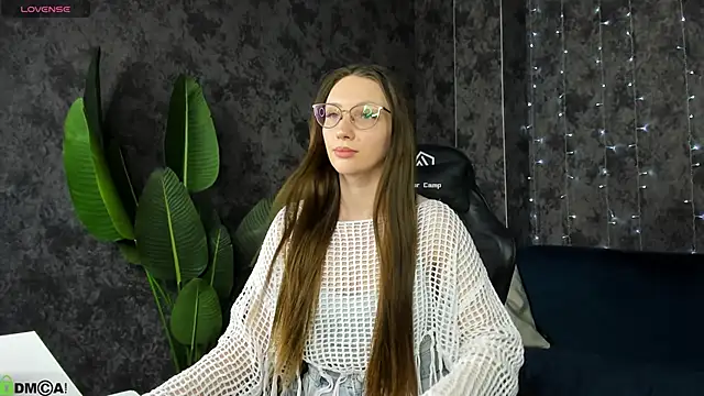 Snapshot of Alexa_Carte chatting on June 19, 9:46 am Alexa Carte online show from June 19, 9:46 am