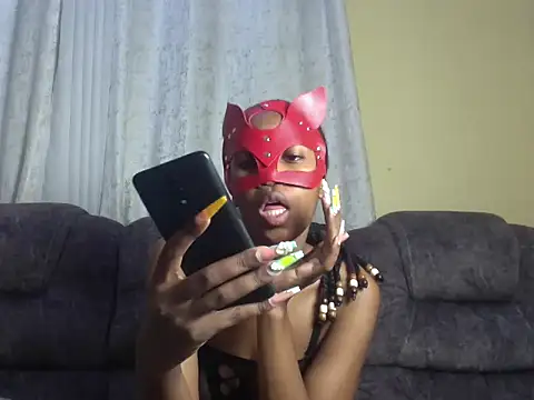 Snapshot of lilpretty chatting on July 8, 6:34 pm lilpretty online show from July 8, 6:34 pm