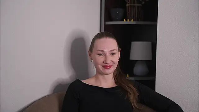 ShariMccallen online show from May 22, 3:35 am