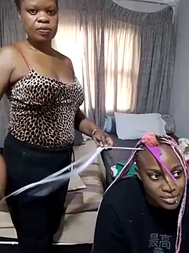 Teecheaa online show from May 21, 2:24 pm