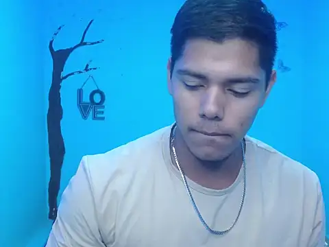 klars mood1 online show from July 9, 11:31 pm