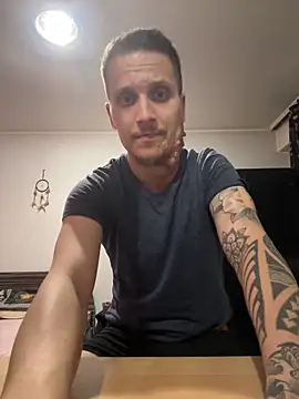 Snapshot of MarkCain69 chatting on May 21, 10:06 pm MarkCain69 online show from May 21, 10:06 pm
