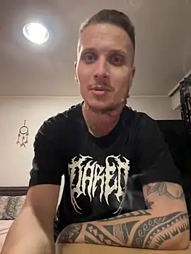 Snapshot of MarkCain69 chatting on May 25, 9:32 pm MarkCain69 online show from May 25, 9:32 pm