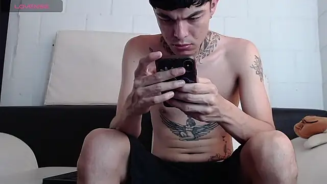 badboy-fox online show from June 7, 5:38 pm