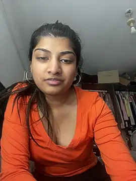 naughtywhisper784 online show from June 27, 9:47 am