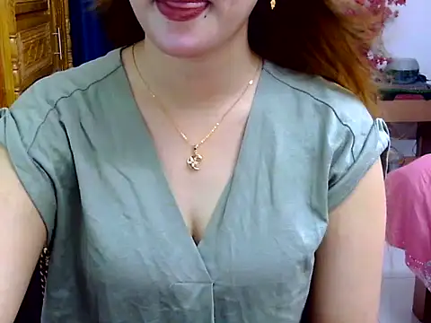 Snapshot of Adiba_Obu_20 chatting on June 9, 5:02 pm Adiba Obu 20 online show from June 9, 5:02 pm