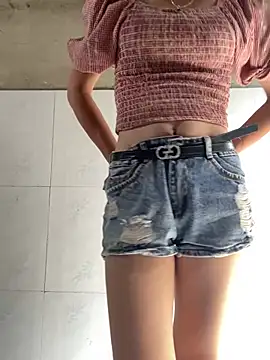 Miuuu22 online show from June 25, 5:12 am