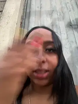 Snapshot of jhenannyy chatting on July 5, 9:27 am jhenannyy online show from July 5, 9:27 am