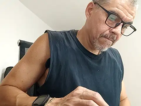 Gaceru01006 online show from July 1, 2:51 pm