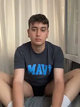 imjustaboyy1 online show from June 16, 4:31 pm