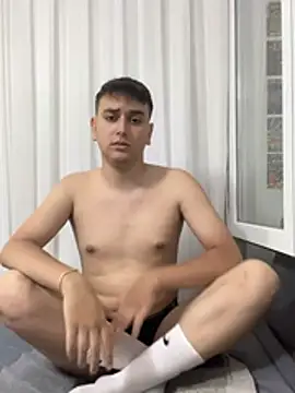 imjustaboyy1 online show from June 26, 5:28 pm