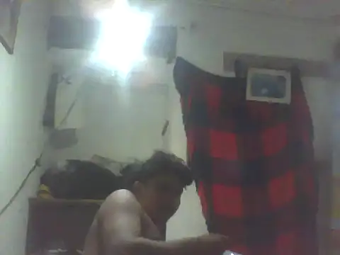 Snapshot of Tromg228 chatting on May 21, 5:53 pm Tromg228 online show from May 21, 5:53 pm