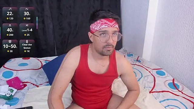 Snapshot of max_ed chatting on May 26, 4:52 am max ed online show from May 26, 4:52 am