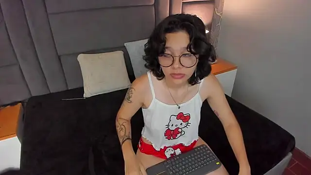 scarleth blaze online show from June 19, 3:22 am