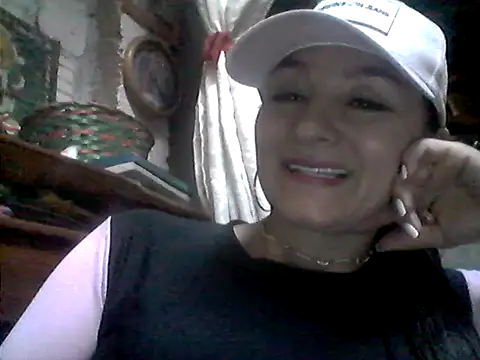 Anlly garcia002 online show from May 22, 9:42 pm