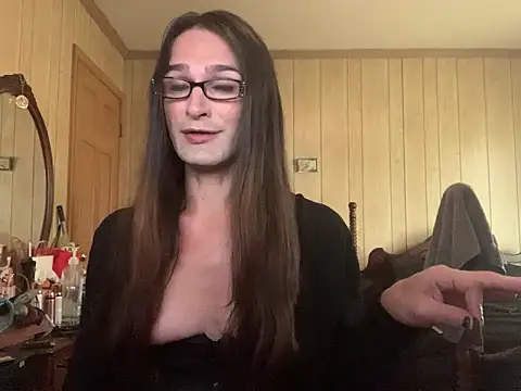 hexthebinary online show from May 28, 4:15 pm