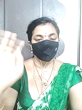 Leela 555 online show from June 25, 8:35 pm