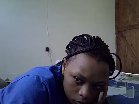 BIGASS DIANAH online show from July 5, 6:53 am