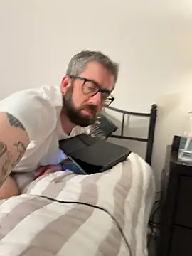 ChefDaddyy online show from June 21, 1:30 am