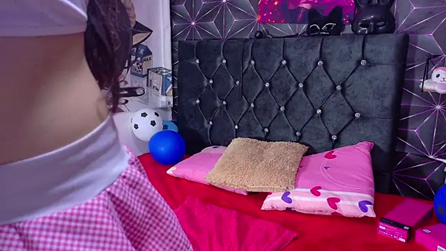 Snapshot of TatyxPrincess chatting on July 7, 7:29 pm TatyxPrincess online show from July 7, 7:29 pm