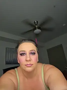 CreamVixen online show from June 5, 10:37 pm