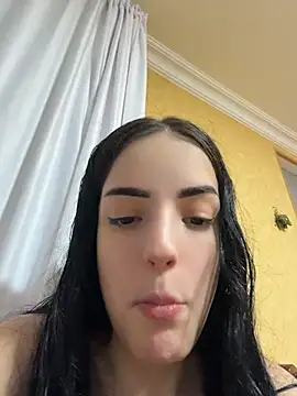 Snapshot of RoseRowley chatting on July 31, 4:28 pm RoseRowley online show from July 31, 4:28 pm