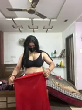Snapshot of somiyashaikh chatting on May 26, 10:33 am somiyashaikh online show from May 26, 10:33 am