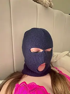 anglebabe69 online show from May 23, 9:52 pm