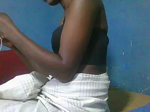 Petite-divaa online show from June 22, 6:05 pm