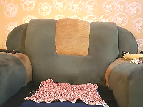 Snapshot of Melaniel chatting on July 1, 2:02 am Melaniel online show from July 1, 2:02 am