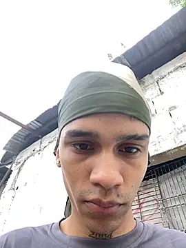 Snapshot of ronaldsss_ chatting on May 26, 1:29 pm ronaldsss online show from May 26, 1:29 pm