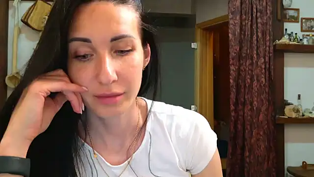 Snapshot of BouncySweety chatting on May 28, 7:00 pm BouncySweety online show from May 28, 7:00 pm
