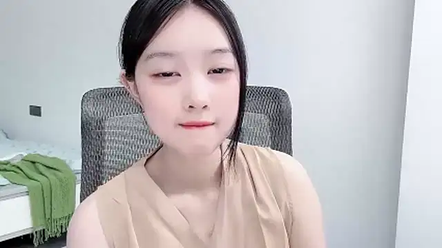 Yoyo33355 online show from July 11, 3:20 am