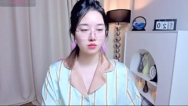 miuu6868 online show from June 20, 2:14 am
