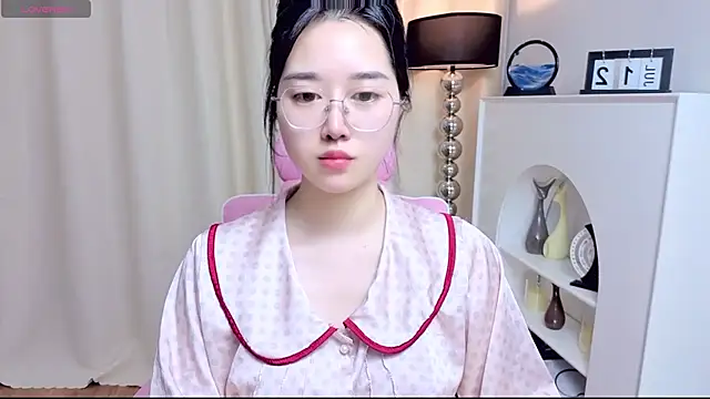 miuu6868 online show from July 13, 2:03 am
