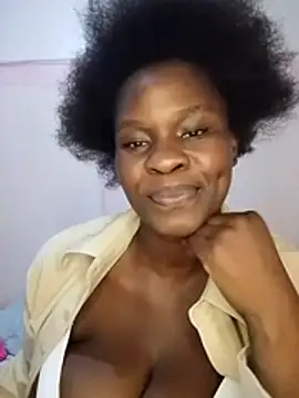 curvyperry online show from July 14, 6:24 pm