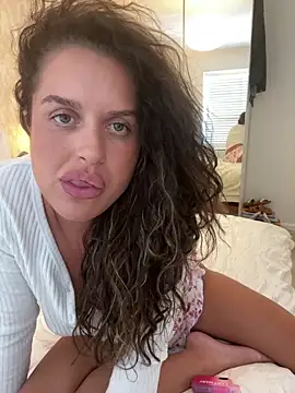 Bonniebbb online show from July 2, 12:00 pm