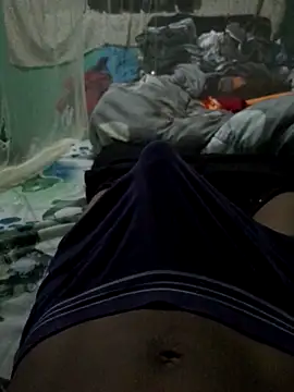 Snapshot of twink_lar chatting on July 1, 3:45 pm twink lar online show from July 1, 3:45 pm