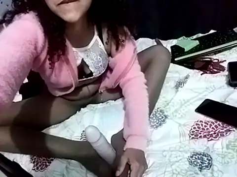 kiara-belle online show from June 27, 2:05 am