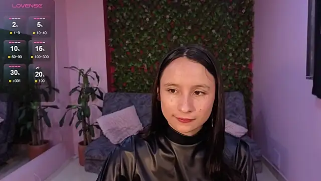 sexy ailin online show from June 17, 10:50 am