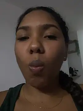 Snapshot of IamBlackmoon chatting on July 13, 2:25 am IamBlackmoon online show from July 13, 2:25 am