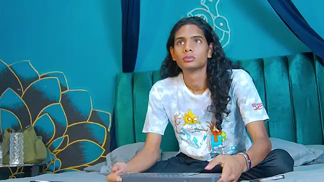 Snapshot of maxi_max0 chatting on July 18, 7:28 pm maxi max0 online show from July 18, 7:28 pm