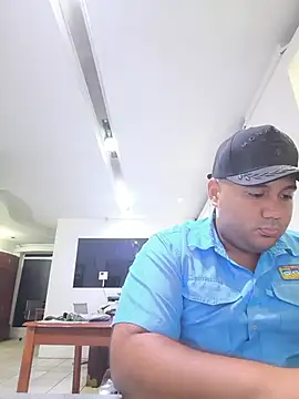 Alejandrojk16 online show from May 25, 12:49 am