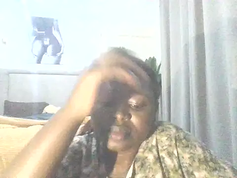 Snapshot of azrari chatting on July 11, 6:10 pm azrari online show from July 11, 6:10 pm